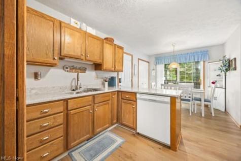 624 Royal Woods Drive Wadsworth OH 44281