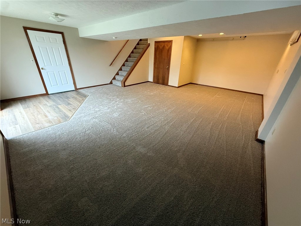 2286 Stonecreek Road SW New Philadelphia OH 44663