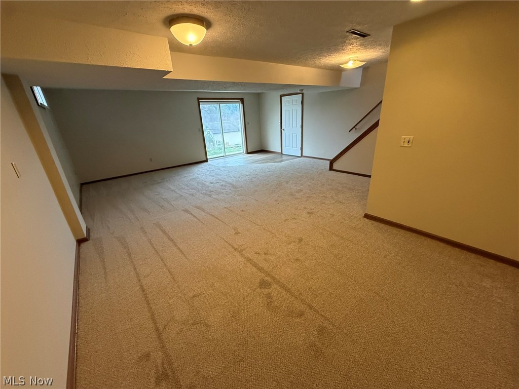 2286 Stonecreek Road SW New Philadelphia OH 44663