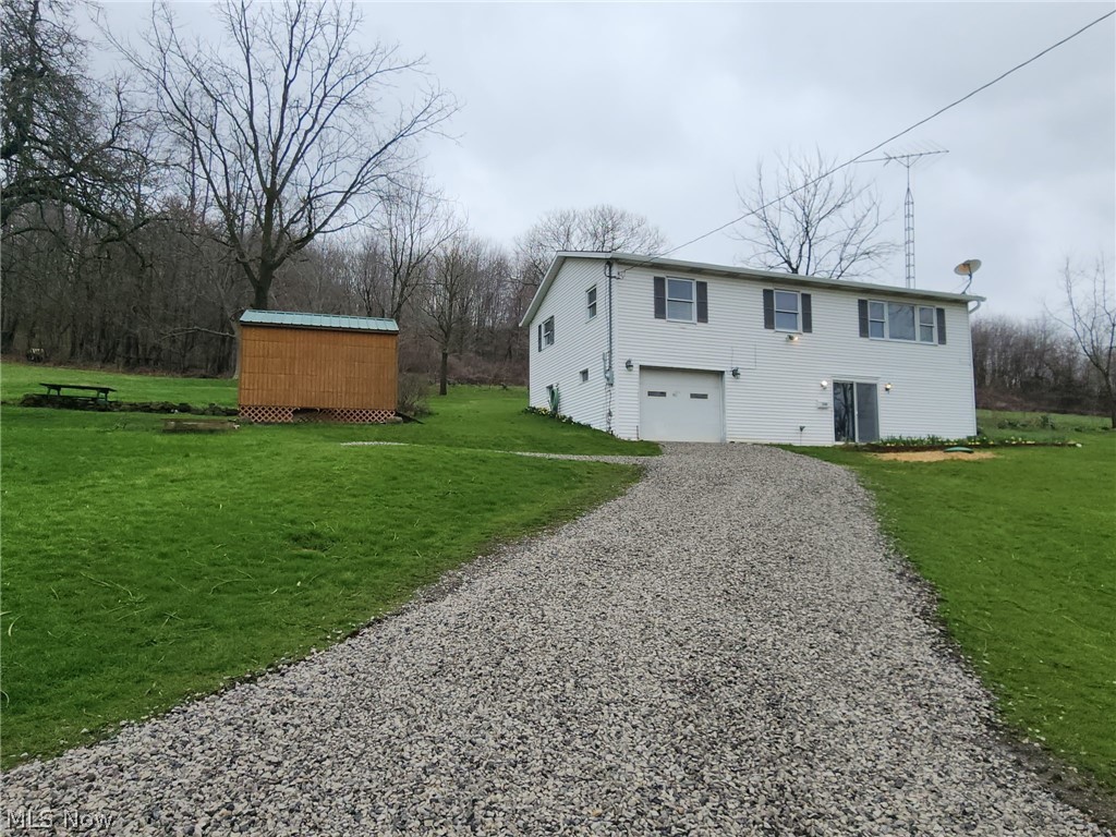 2286 Stonecreek Road SW New Philadelphia OH 44663