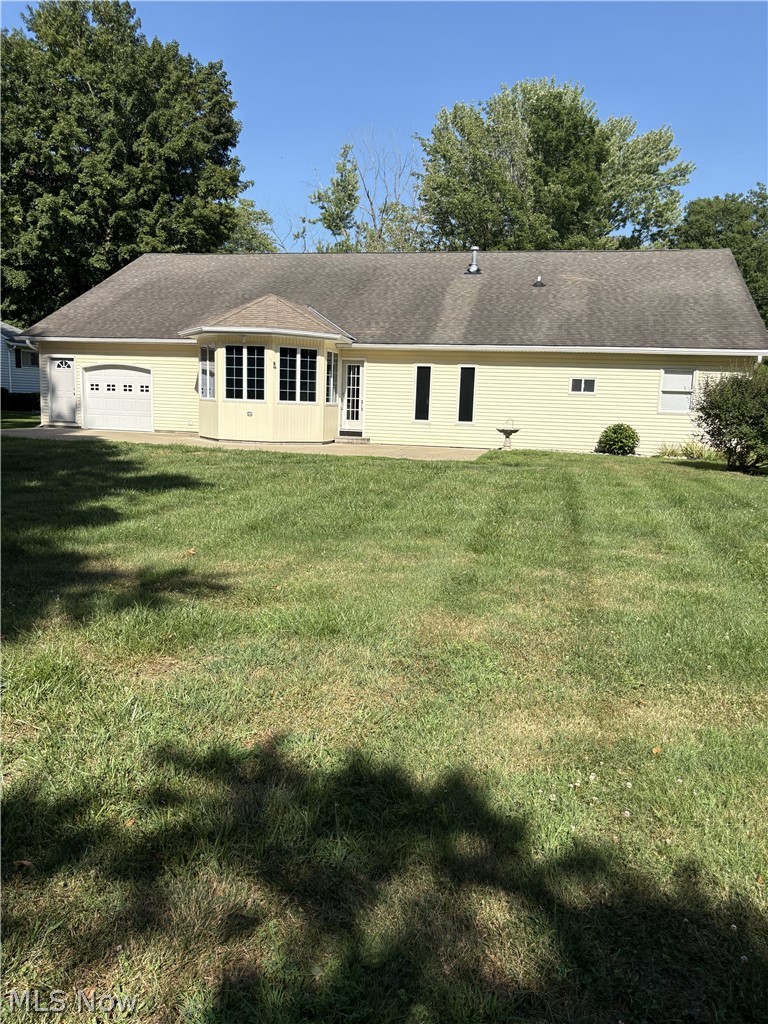 6215 Robinhood Lane Ashtabula OH 44004