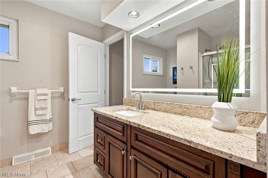 6611 Wedgewood Drive North Olmsted OH 44070