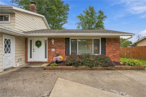 6611 Wedgewood Drive North Olmsted OH 44070