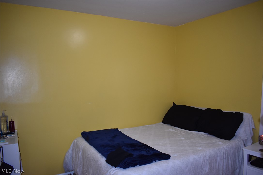11817 Brighton Avenue Cleveland OH 44111