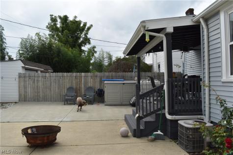 11817 Brighton Avenue Cleveland OH 44111