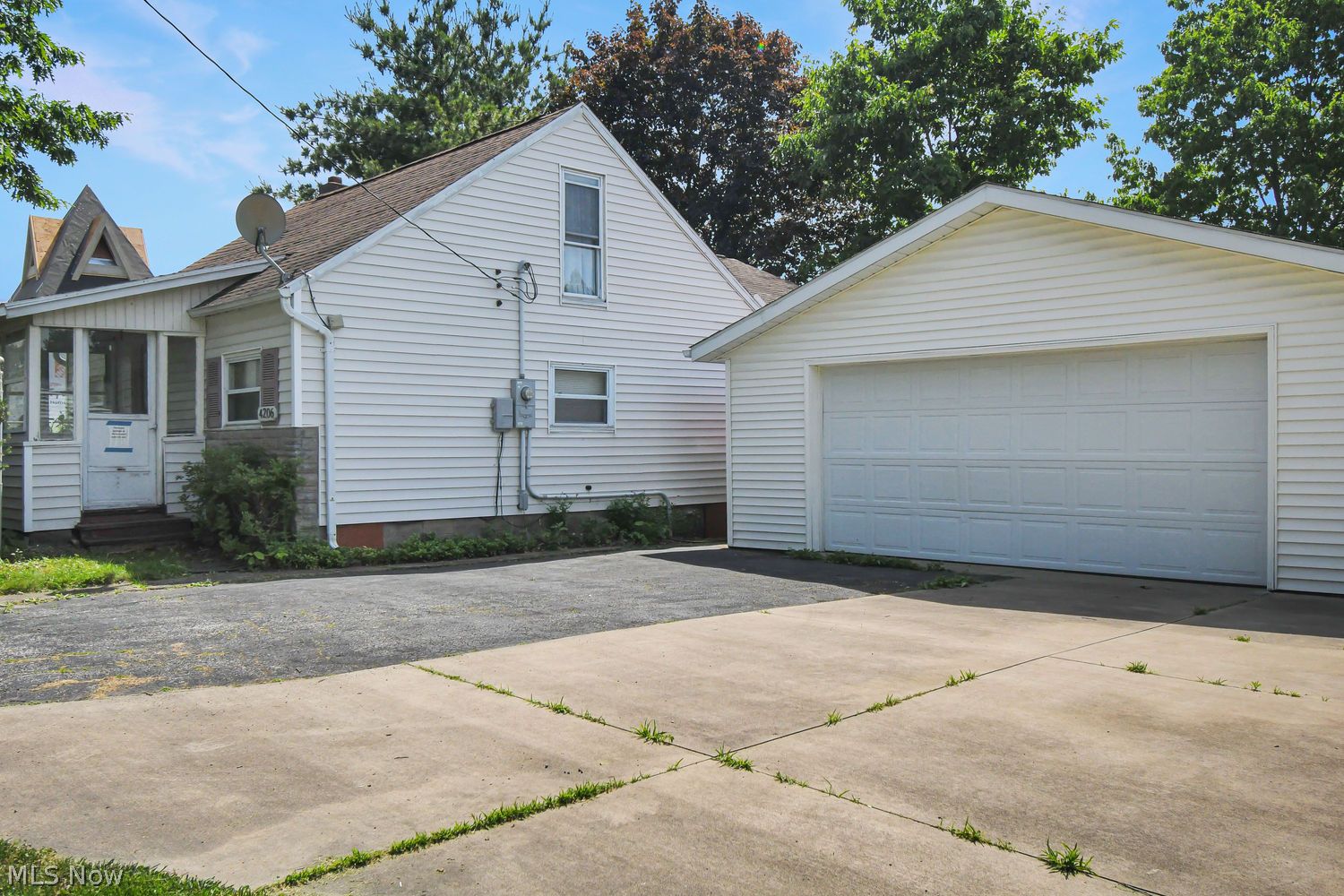 4206 Maple Street Perry OH 44081