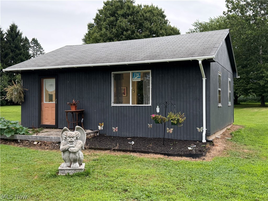 7232 State Route 46 Cortland OH 44410