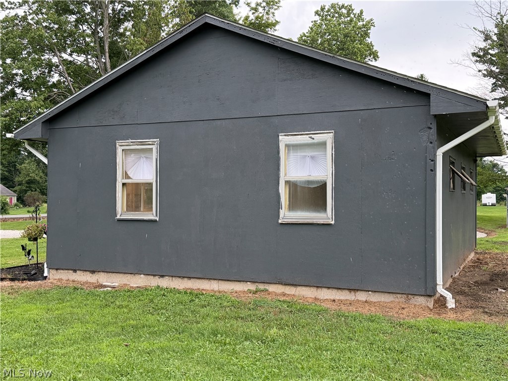 7232 State Route 46 Cortland OH 44410