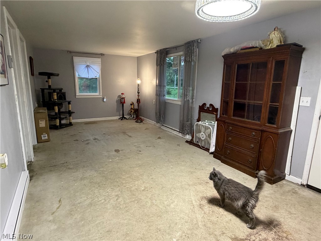 7232 State Route 46 Cortland OH 44410