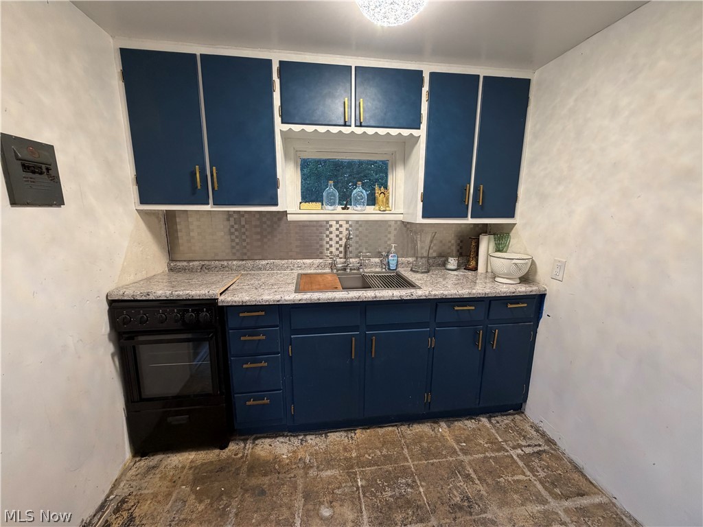 7232 State Route 46 Cortland OH 44410