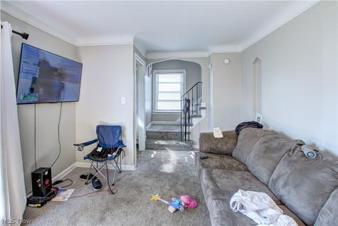 3873 E 153rd Street Cleveland OH 44128