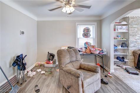 3873 E 153rd Street Cleveland OH 44128