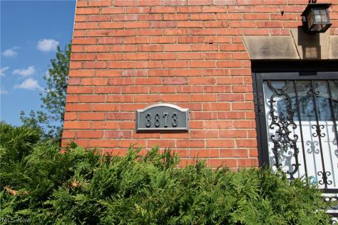 3873 E 153rd Street Cleveland OH 44128