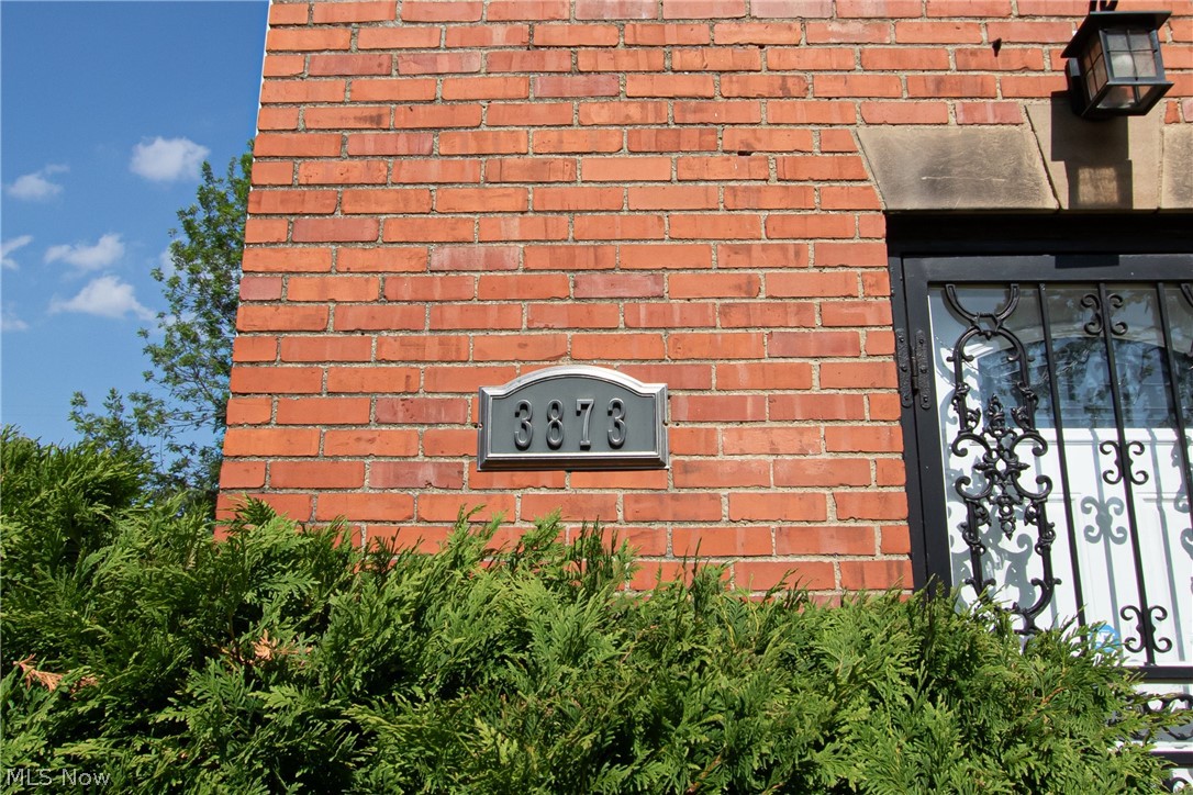 3873 E 153rd Street Cleveland OH 44128