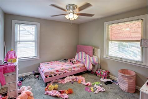 3873 E 153rd Street Cleveland OH 44128