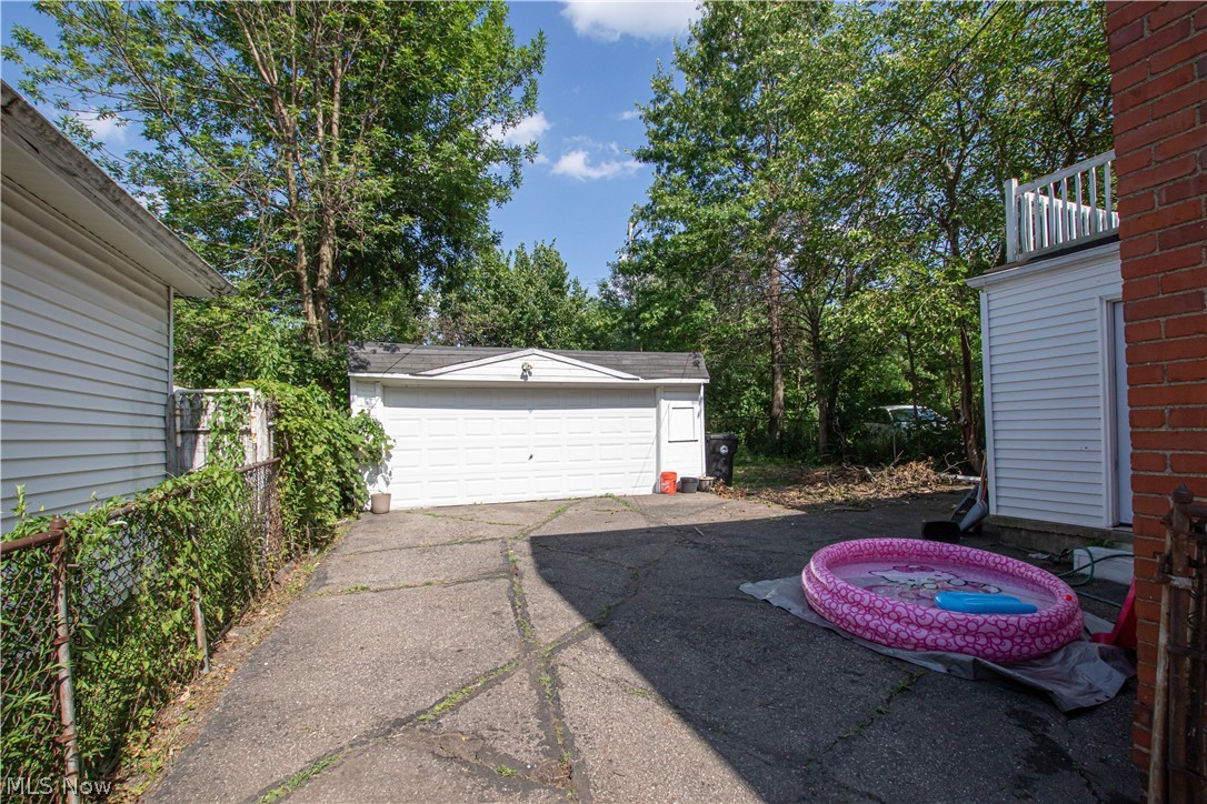 3873 E 153rd Street Cleveland OH 44128