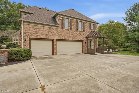 38861 Arbor Court Grafton OH 44044
