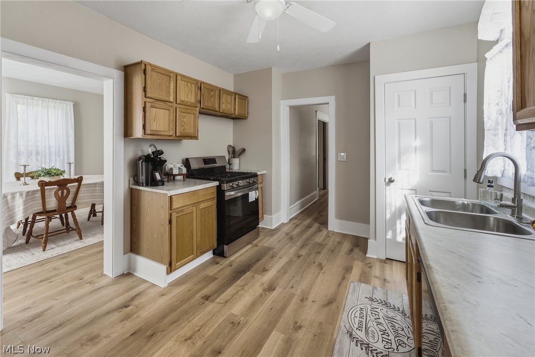 284 E Park Avenue Barberton OH 44203
