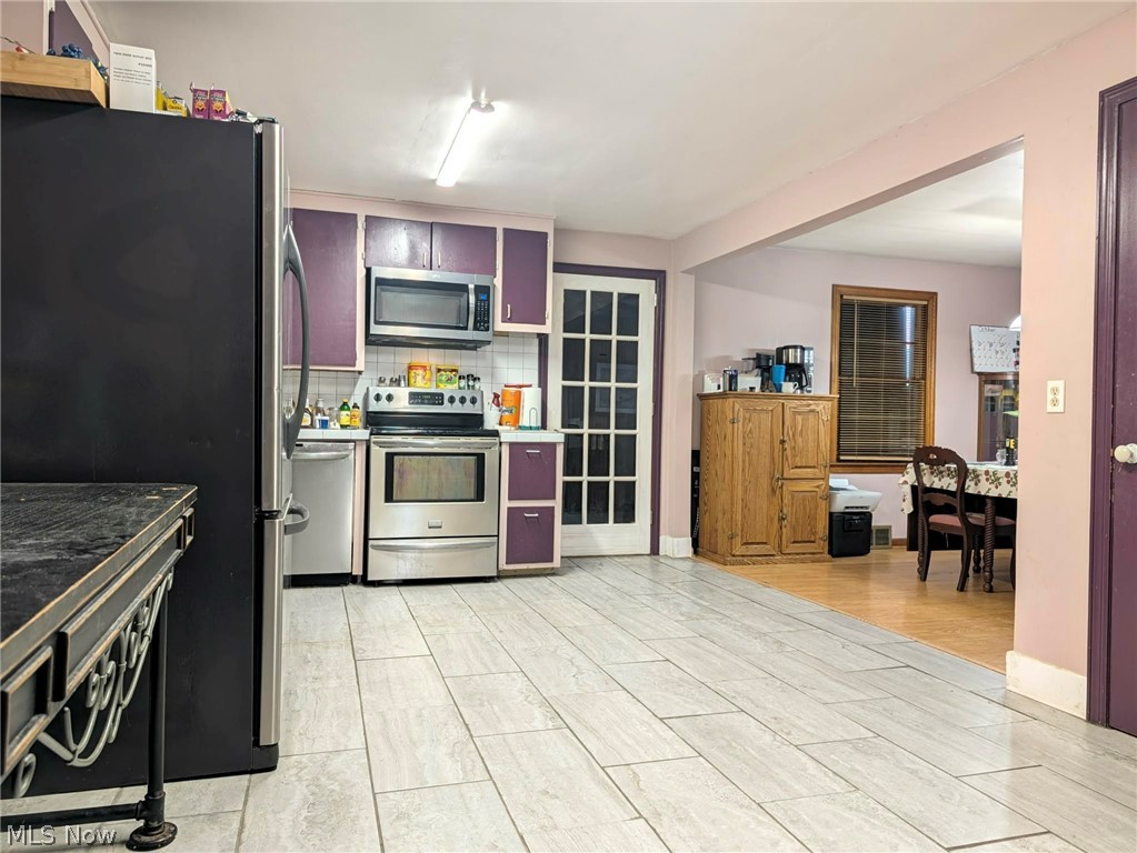 1049 S Thoman Street Crestline OH 44827