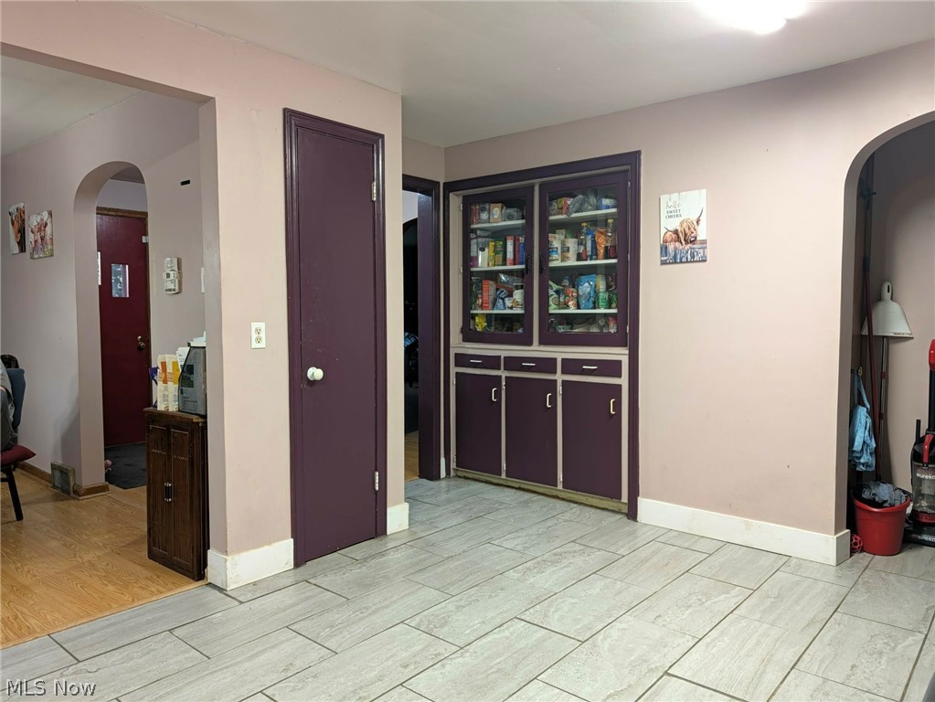 1049 S Thoman Street Crestline OH 44827
