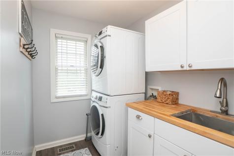 8037 Glendevan Street NW Massillon OH 44646