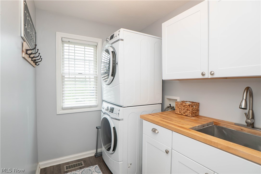 8037 Glendevan Street NW Massillon OH 44646