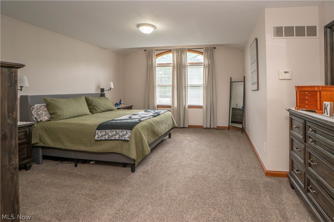 8037 Glendevan Street NW Massillon OH 44646