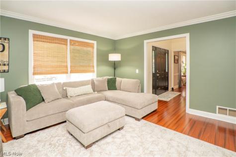 8037 Glendevan Street NW Massillon OH 44646