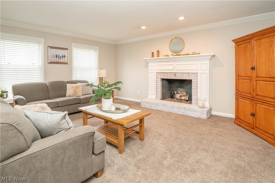 8037 Glendevan Street NW Massillon OH 44646