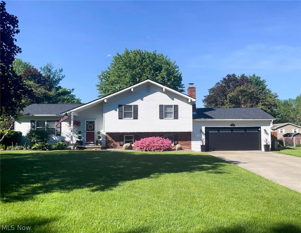 229 Old Oak Drive Cortland OH 44410