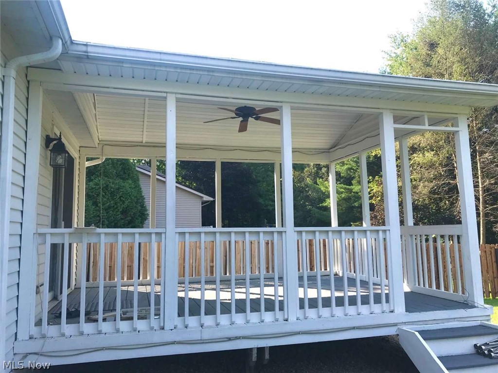 229 Old Oak Drive Cortland OH 44410