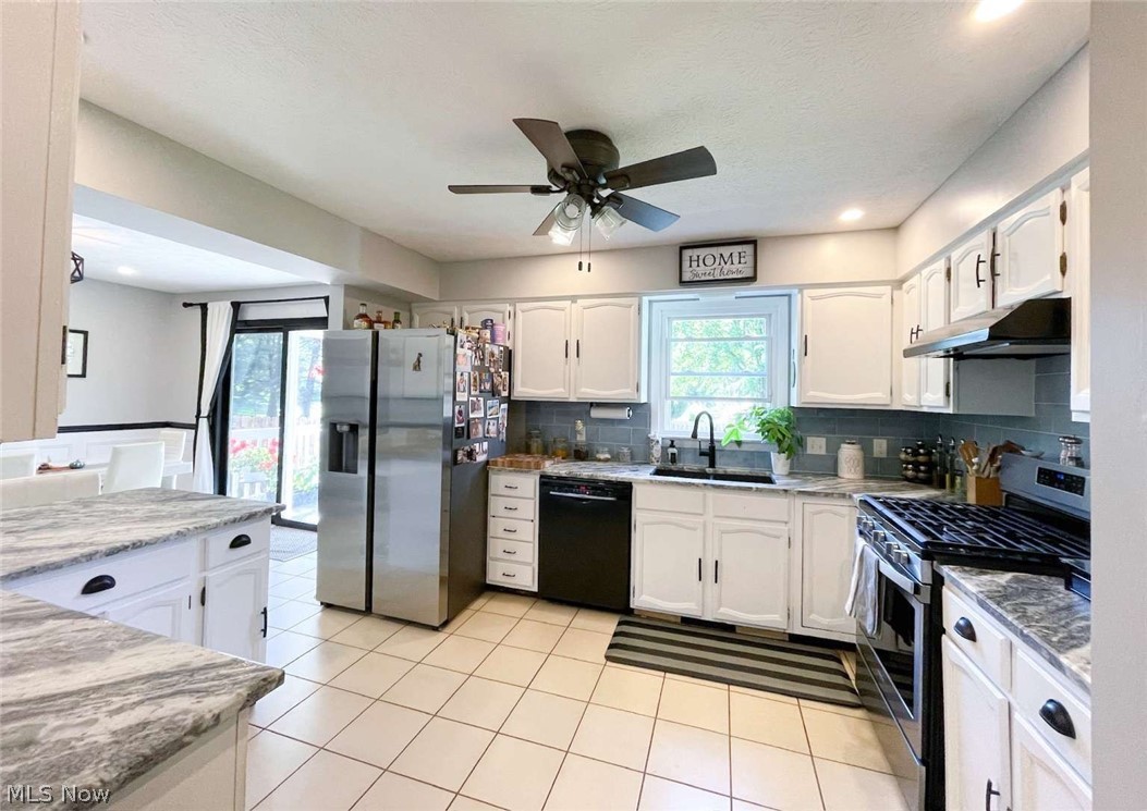 229 Old Oak Drive Cortland OH 44410
