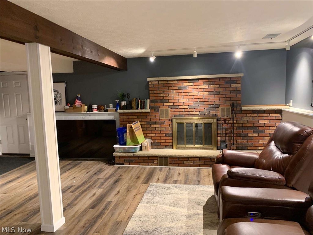 229 Old Oak Drive Cortland OH 44410