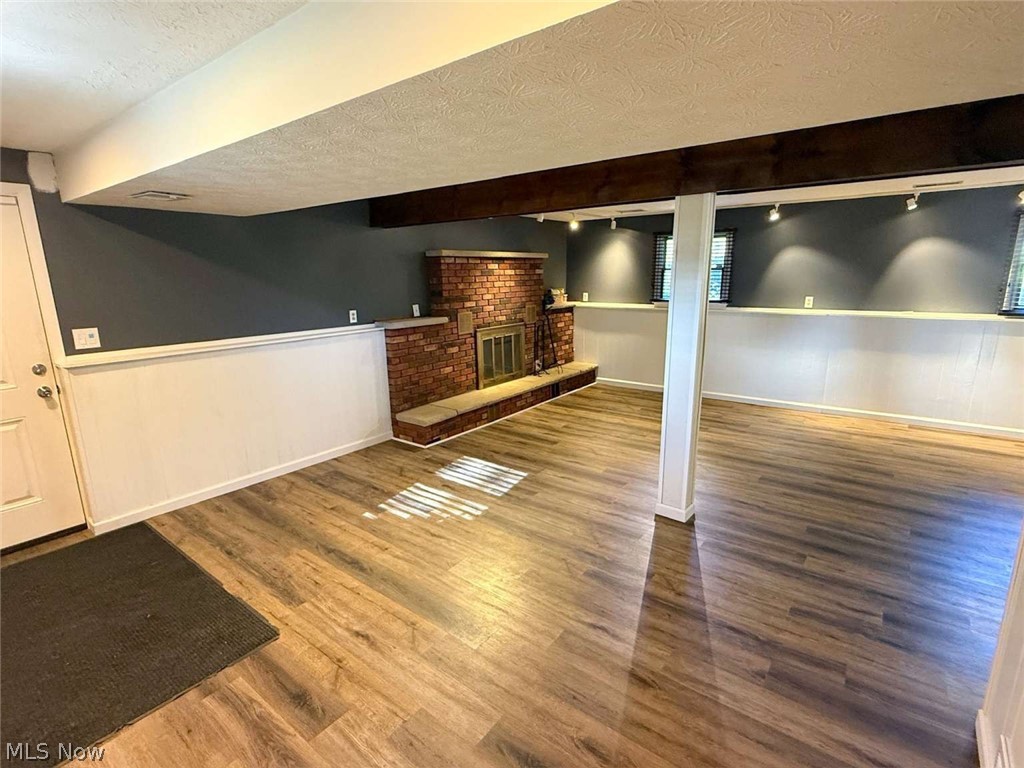 229 Old Oak Drive Cortland OH 44410