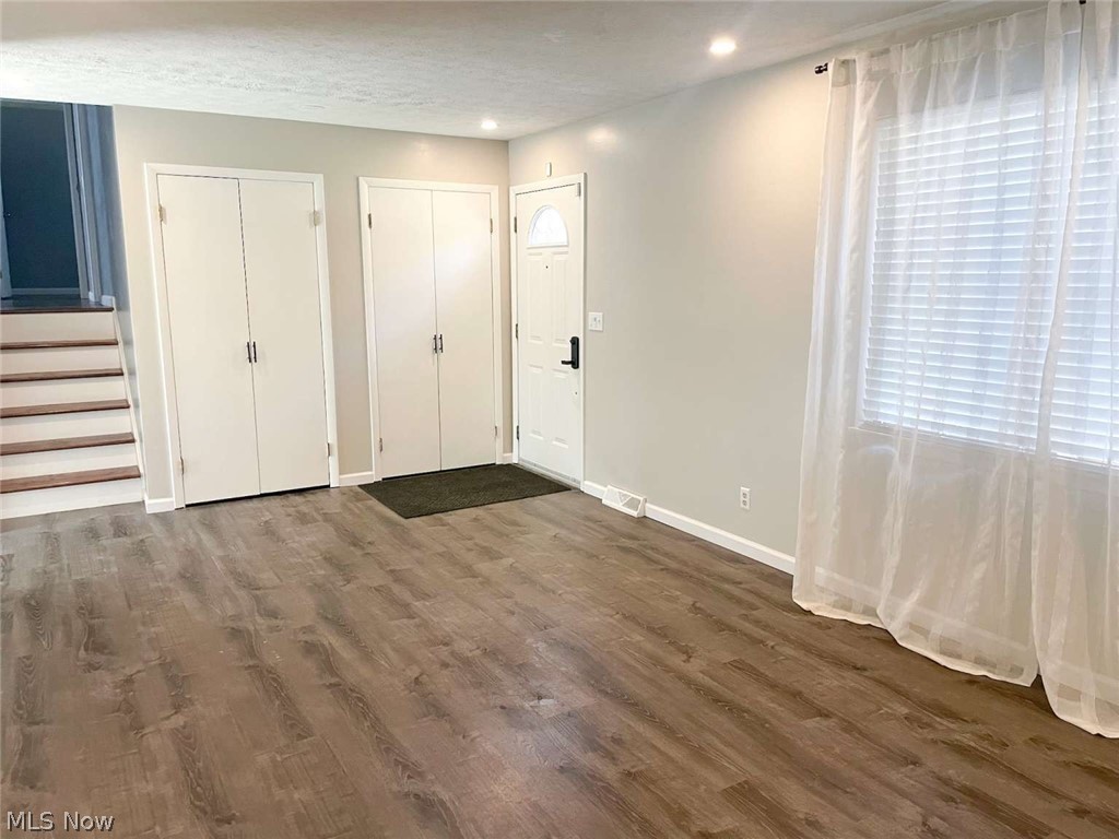 229 Old Oak Drive Cortland OH 44410