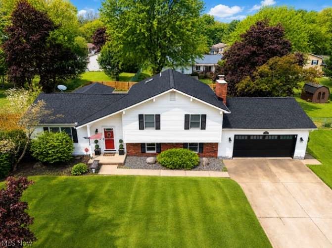 229 Old Oak Drive Cortland OH 44410
