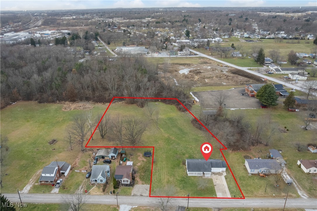 4057 Paumier Avenue Louisville OH 44641