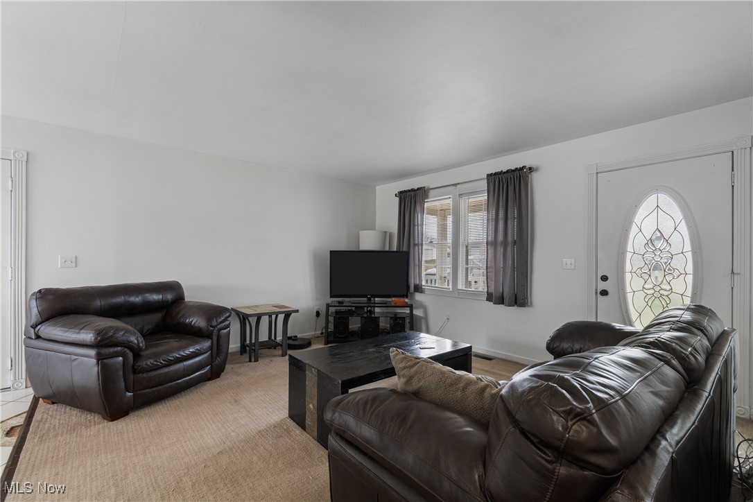 4057 Paumier Avenue Louisville OH 44641