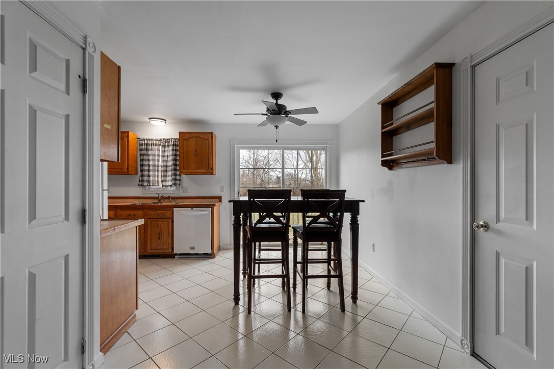 4057 Paumier Avenue Louisville OH 44641