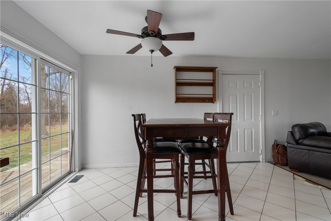 4057 Paumier Avenue Louisville OH 44641