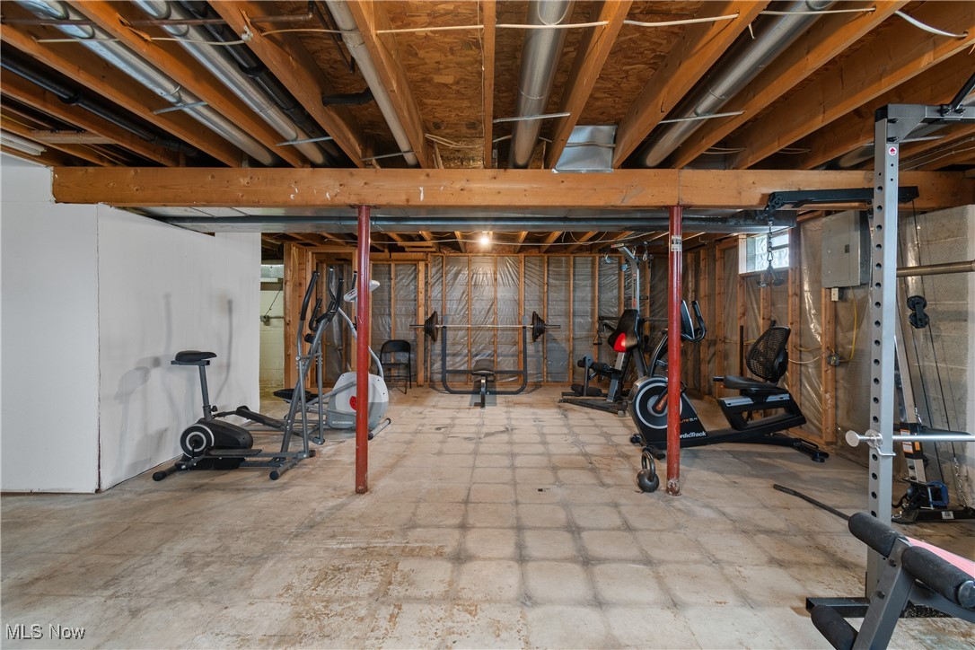 4057 Paumier Avenue Louisville OH 44641