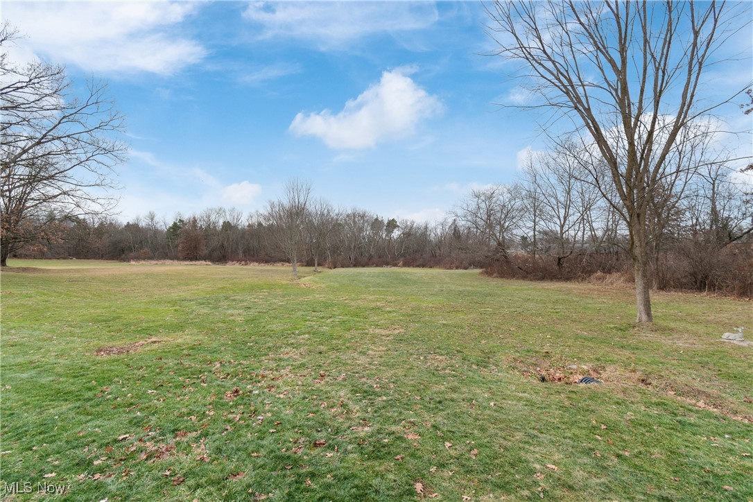 4057 Paumier Avenue Louisville OH 44641