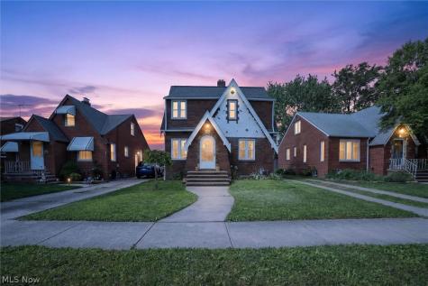 2902 Russell Avenue Parma OH 44134