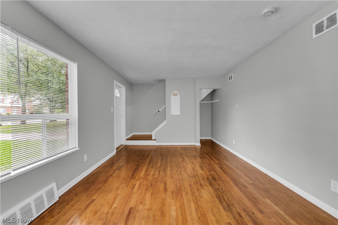 28161 Tremaine Drive Euclid OH 44132