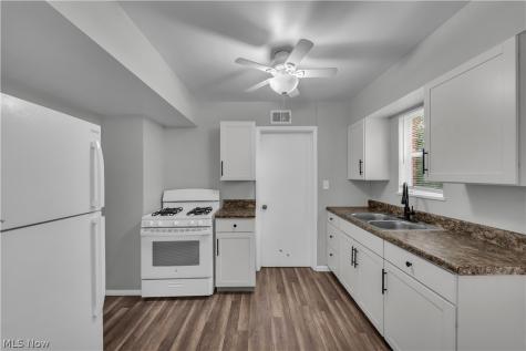 28161 Tremaine Drive Euclid OH 44132