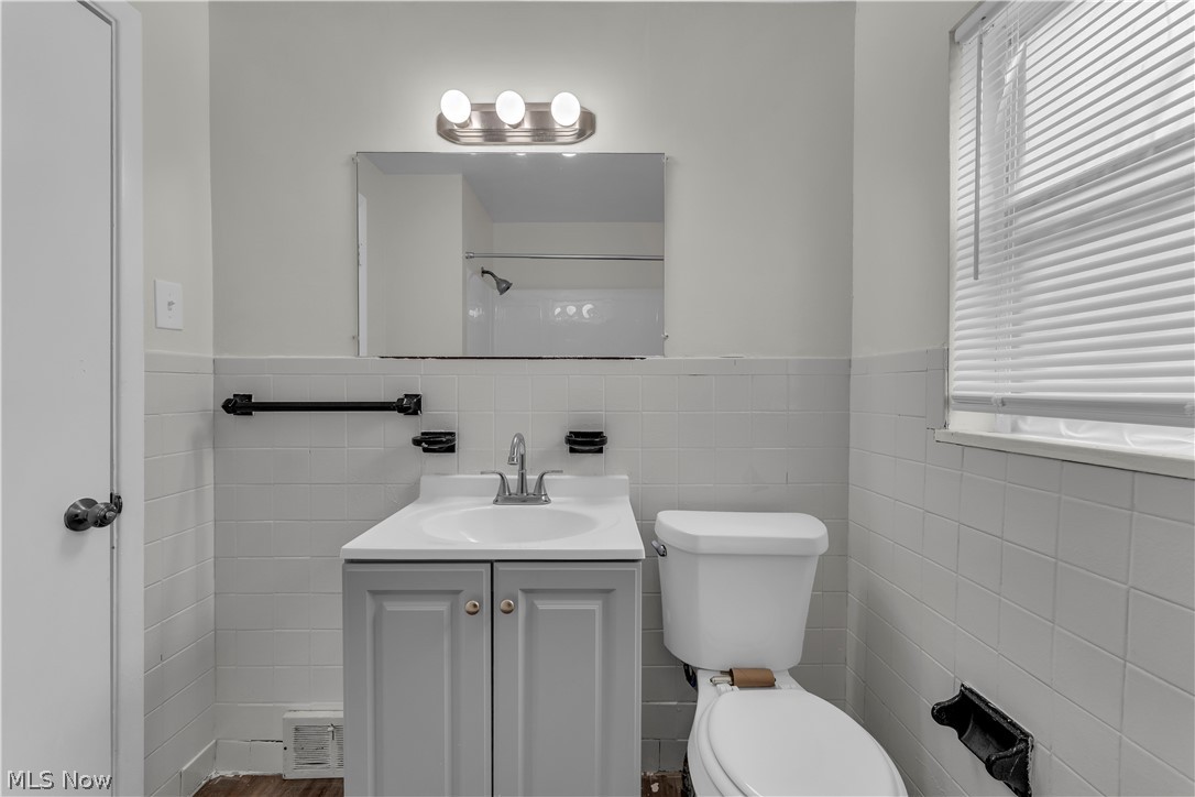 28161 Tremaine Drive Euclid OH 44132