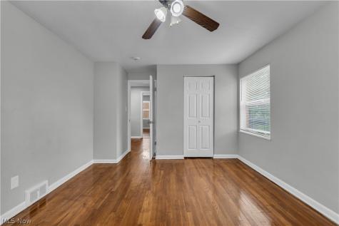 28161 Tremaine Drive Euclid OH 44132