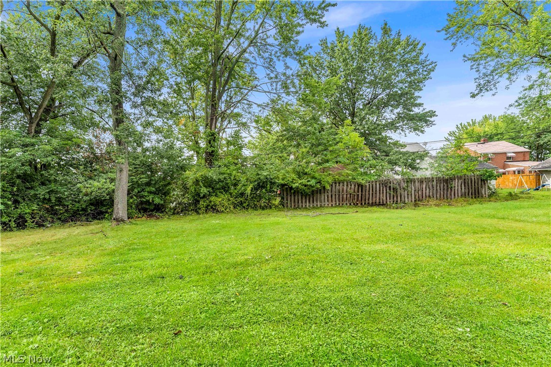 28161 Tremaine Drive Euclid OH 44132
