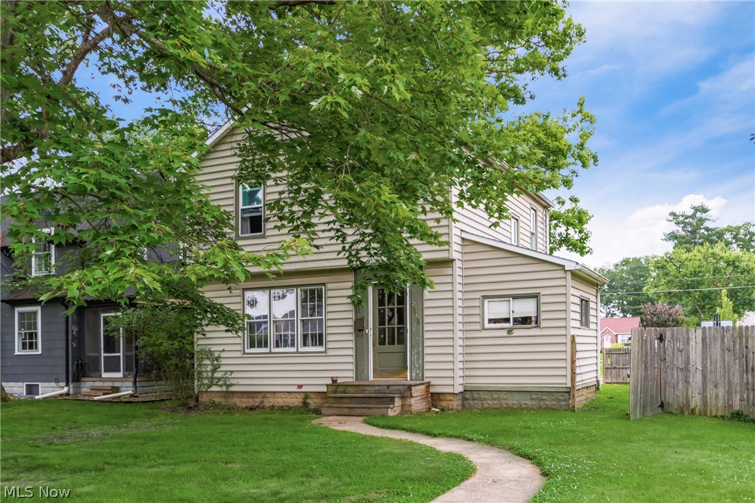2016 Norwood Boulevard Zanesville OH 43701