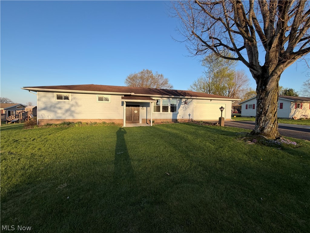 22179 Valley View Drive West Lafayette OH 43845